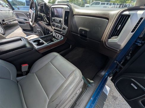 Used 2015 GMC Sierra 2500 SLT w/ Duramax Plus Package AWD/4WD image 20