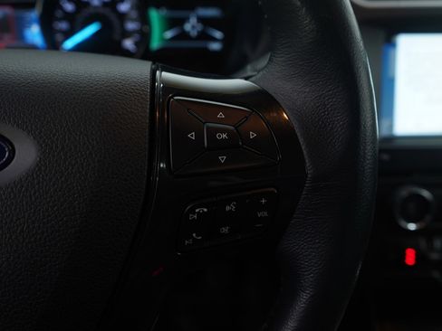 Used 2017 Ford Explorer XLT w/ Equipment Group 202A image 19