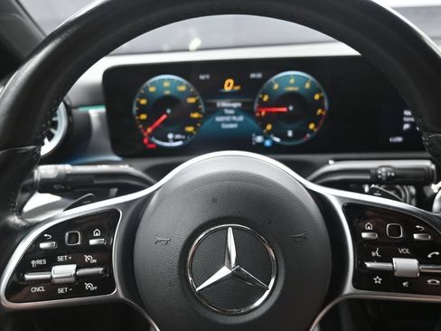 Used 2022 Mercedes-Benz A 220 4MATIC image 14