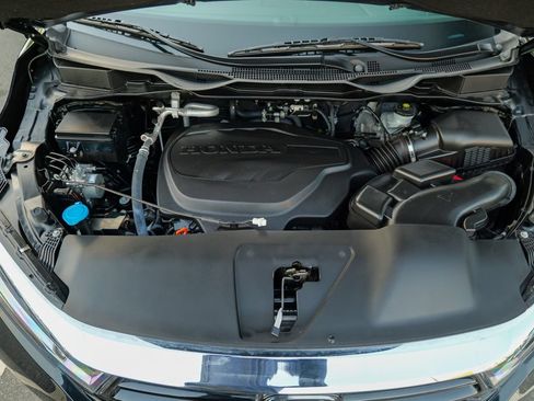 Used 2023 Honda Odyssey EX-L image 57