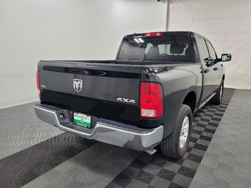 Used 2022 RAM 1500 Classic SLT AWD/4WD image 9