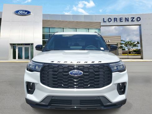 New 2026 Ford Explorer ST-Line RWD image 2