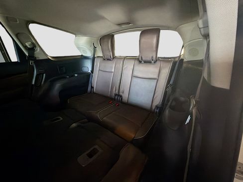 Used 2017 INFINITI QX60 Luxe w/ Premium Plus Package image 31