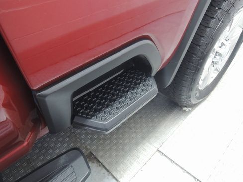 Used 2020 Chevrolet Silverado 2500 LTZ w/ LTZ Plus Package image 8