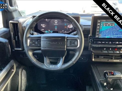 Used 2025 GMC Hummer EV 2X image 4