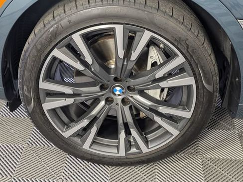 Used 2024 BMW X7 xDrive40i AWD/4WD image 8
