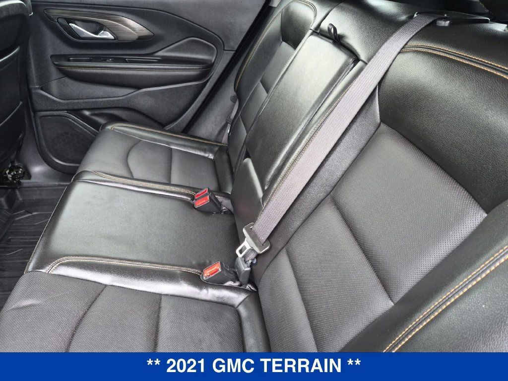 Used 2021 GMC Terrain SLT w/ Infotainment Package II AWD/4WD image 15