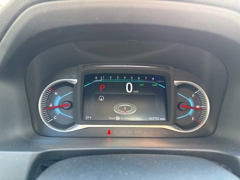 Used 2022 Honda Pilot Touring image 9