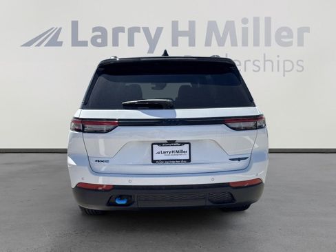 New 2025 Jeep Grand Cherokee Trailhawk image 7