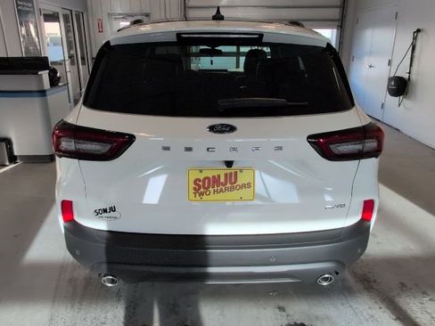 New 2026 Ford Escape ST-Line w/ Tech Pack #1 AWD/4WD image 4