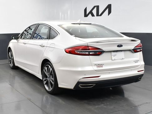 Used 2019 Ford Fusion Titanium image 4