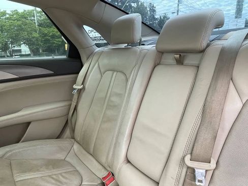 Used 2017 Lincoln MKZ Reserve FWD image 25