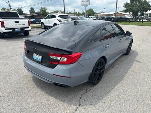 Used 2022 Honda Accord Sport image 3