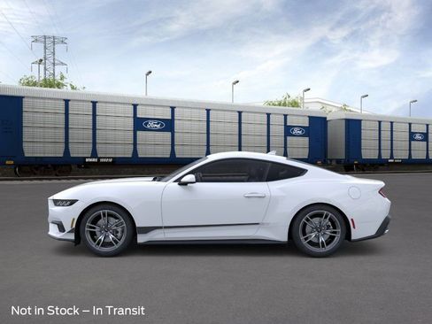 New 2025 Ford Mustang Coupe image 4