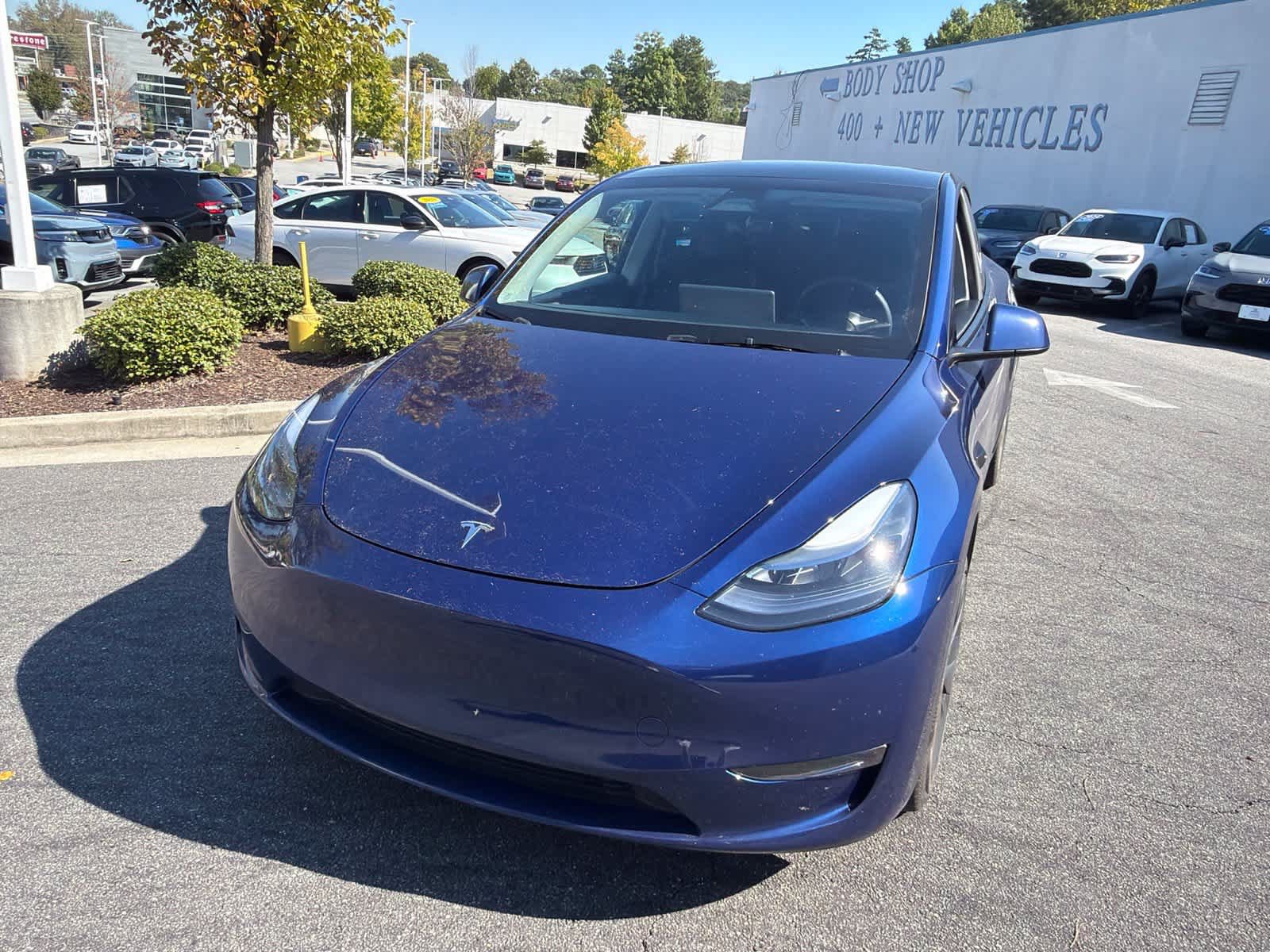 Used 2024 Tesla Model Y Long Range AWD/4WD image 4