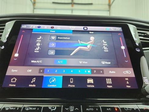 New 2026 Jeep Grand Wagoneer Limited w/ HD Trailer Tow Package image 33