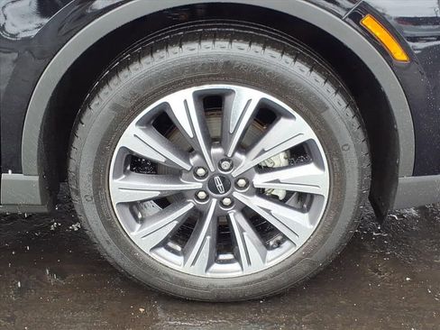 Certified 2022 Lincoln Corsair Reserve w/ Elements Package image 9