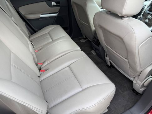 Used 2014 Ford Edge SEL w/ Equipment Group 205A FWD image 10