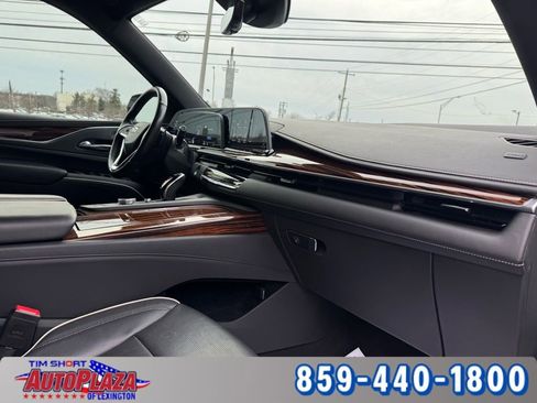 Used 2021 Cadillac Escalade ESV Premium Luxury image 50