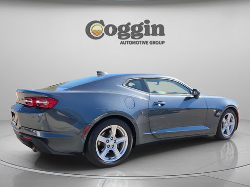 Used 2022 Chevrolet Camaro LT image 6