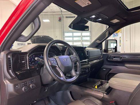 Used 2024 Chevrolet Silverado 2500 ZR2 w/ Snow Plow Prep/Camper Package AWD/4WD image 16
