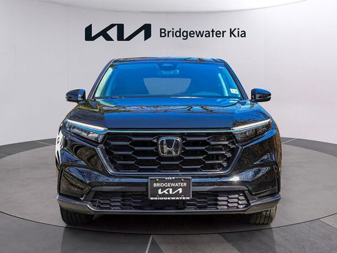 Used 2023 Honda CR-V LX image 2
