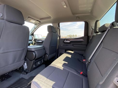 New 2026 Chevrolet Silverado 1500 RST w/ LPO, Dark Essentials Package AWD/4WD image 22