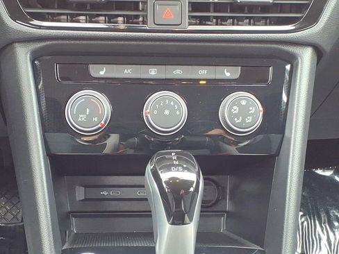 Certified 2025 Volkswagen Taos S image 12