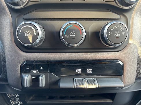 Used 2023 RAM 2500 Big Horn w/ Level 1 Equipment Group image 41