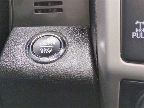 Used 2019 Ford F150 Lariat w/ Equipment Group 502A Luxury image 18