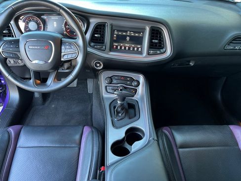 Used 2023 Dodge Challenger SXT image 13