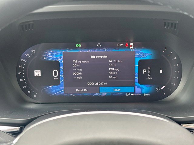 Certified 2025 Volvo XC60 B5 Ultra AWD/4WD image 25