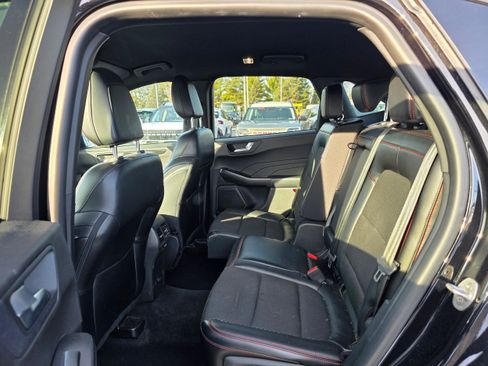 Certified 2023 Ford Escape ST-Line w/ Tech Pack #1 image 7