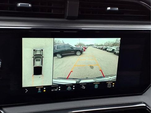 Used 2022 GMC Sierra 1500 AT4 w/ AT4 Premium Package AWD/4WD image 16
