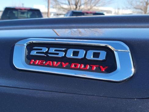 Used 2021 RAM 2500 Laramie w/ Body Color Bumper Group AWD/4WD image 15
