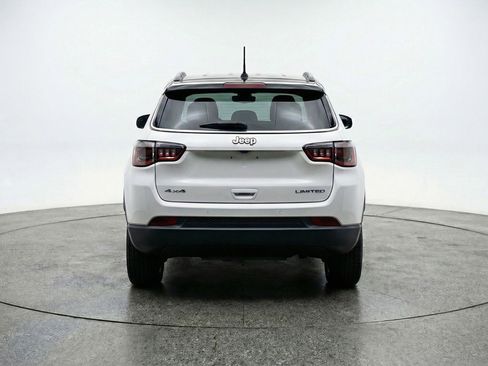Used 2025 Jeep Compass Limited AWD/4WD image 7