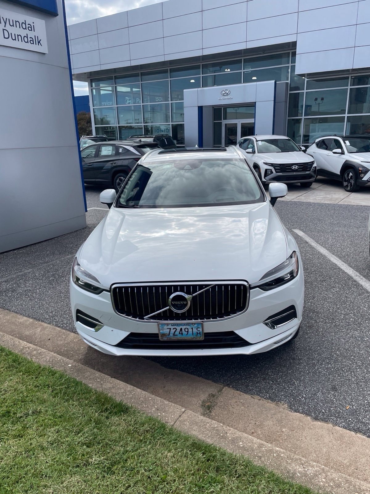 Used 2021 Volvo XC60 T5 Inscription w/ Advanced Package AWD/4WD image 3