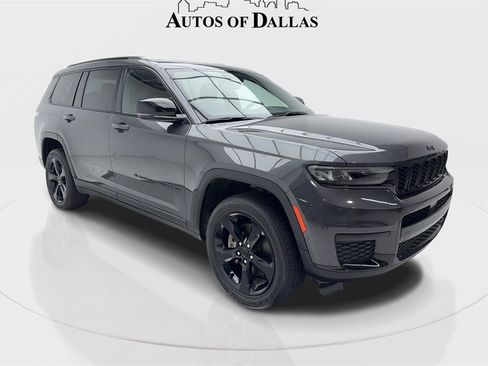 Used 2023 Jeep Grand Cherokee L Laredo image 2