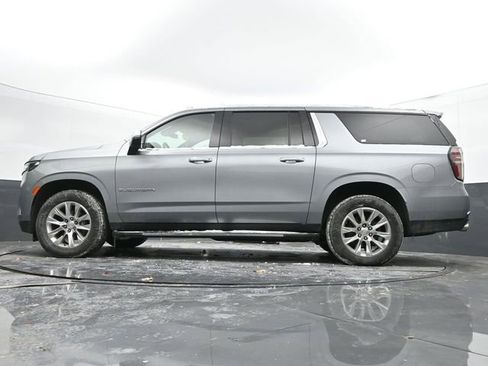 Used 2023 Chevrolet Suburban Premier image 52