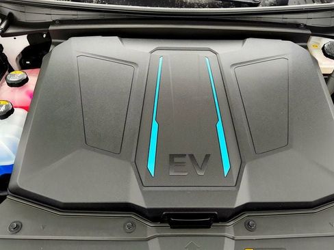 Used 2022 Hyundai Ioniq 5 SE image 26