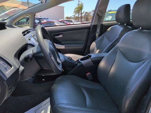 Used 2015 Toyota Prius Three FWD image 20