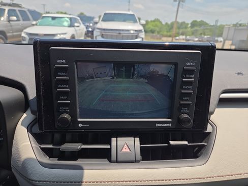 Used 2020 Toyota RAV4 XLE w/ Convenience Package AWD/4WD image 13