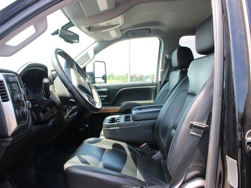 Used 2017 Chevrolet Silverado 3500 LTZ w/ Duramax Plus Package AWD/4WD image 18