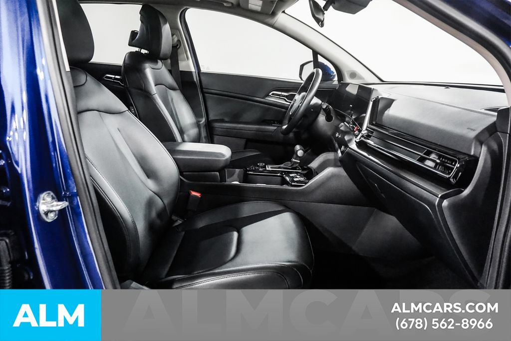 Used 2025 Kia Sportage EX w/ Premium Package FWD image 19