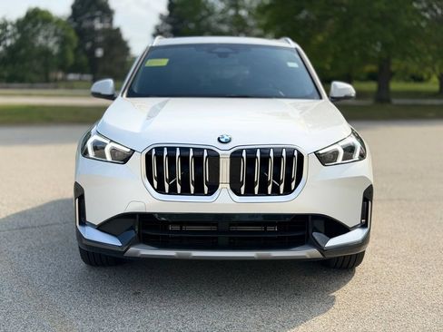 New 2026 BMW X1 xDrive28i w/ Convenience Package AWD/4WD image 9