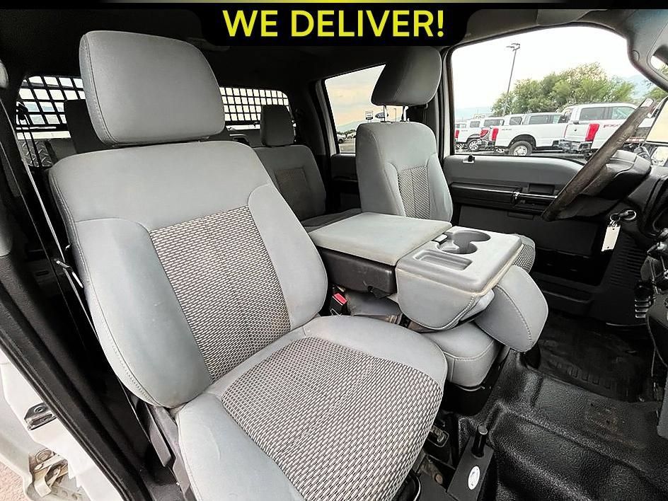 Used 2011 Ford F550 4x4 Crew Cab Super Duty w/ Payload Upgrade Pkg image 23