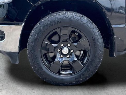 Used 2019 RAM 1500 Big Horn AWD/4WD image 30