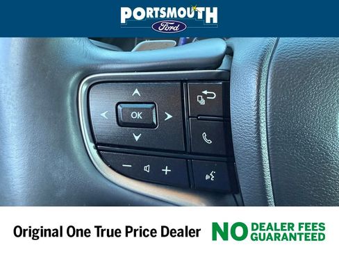 Used 2023 Lexus ES 250 w/ Premium Package image 18