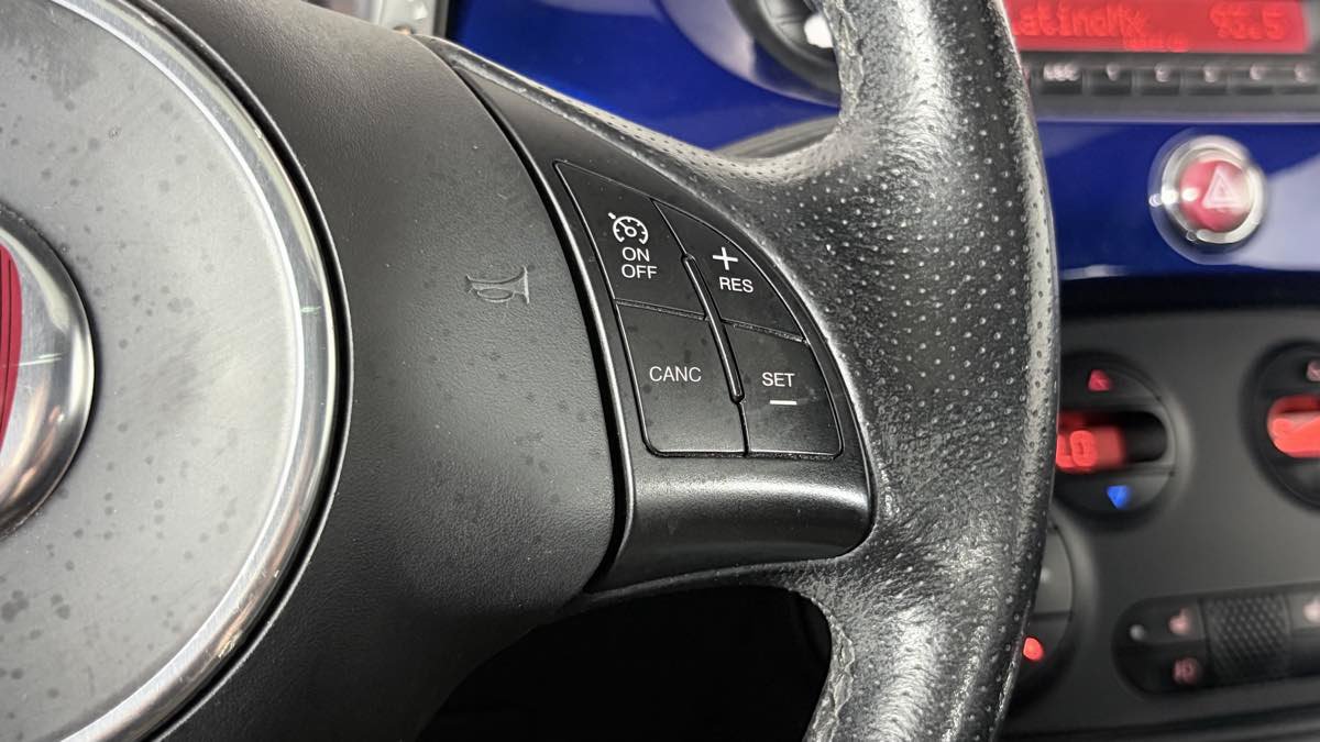 Used 2013 FIAT 500 Sport w/ Comfort/Convenience Group FWD image 20