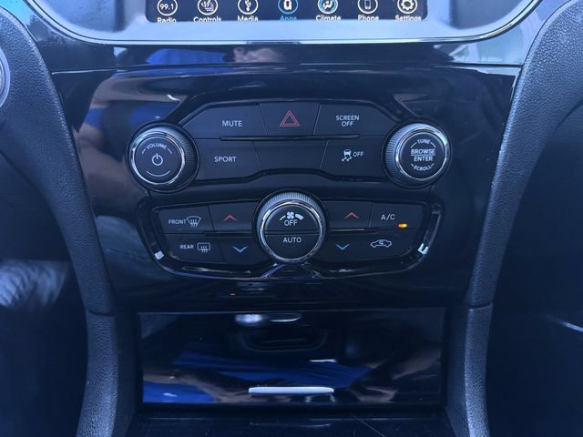 Used 2019 Chrysler 300 S AWD/4WD image 24